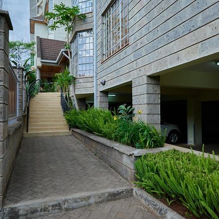 Batians Apartment Hotel Nairobi Exterior foto